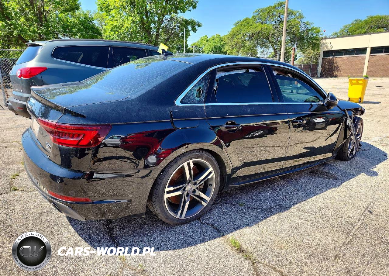 2018 Audi A4 Premium Plus VIN:WAUENAF49JA111906 - 3