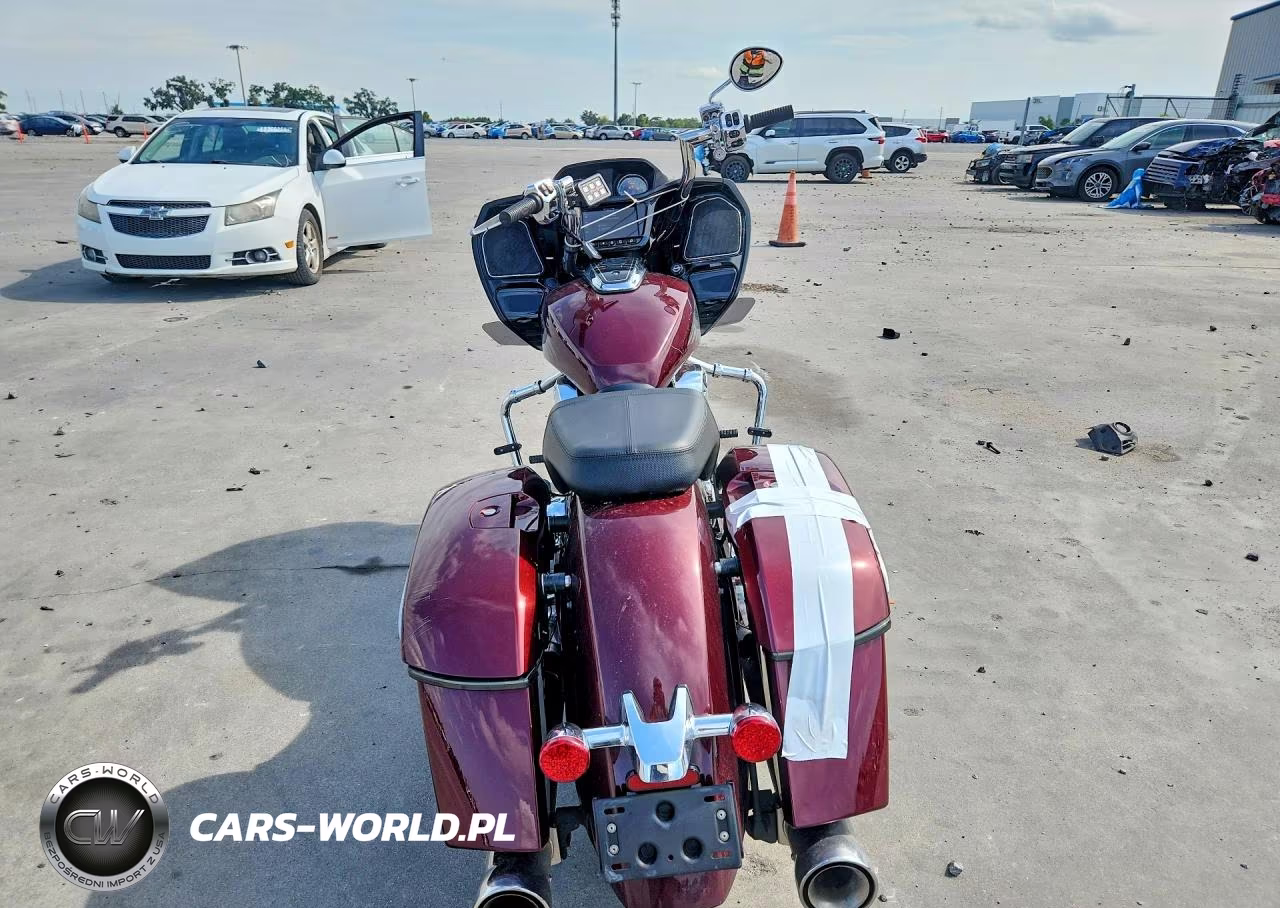 2023 Indian Motorcycle Co. Challenger Limited VIN:56KLCARR8P3423830 - 4