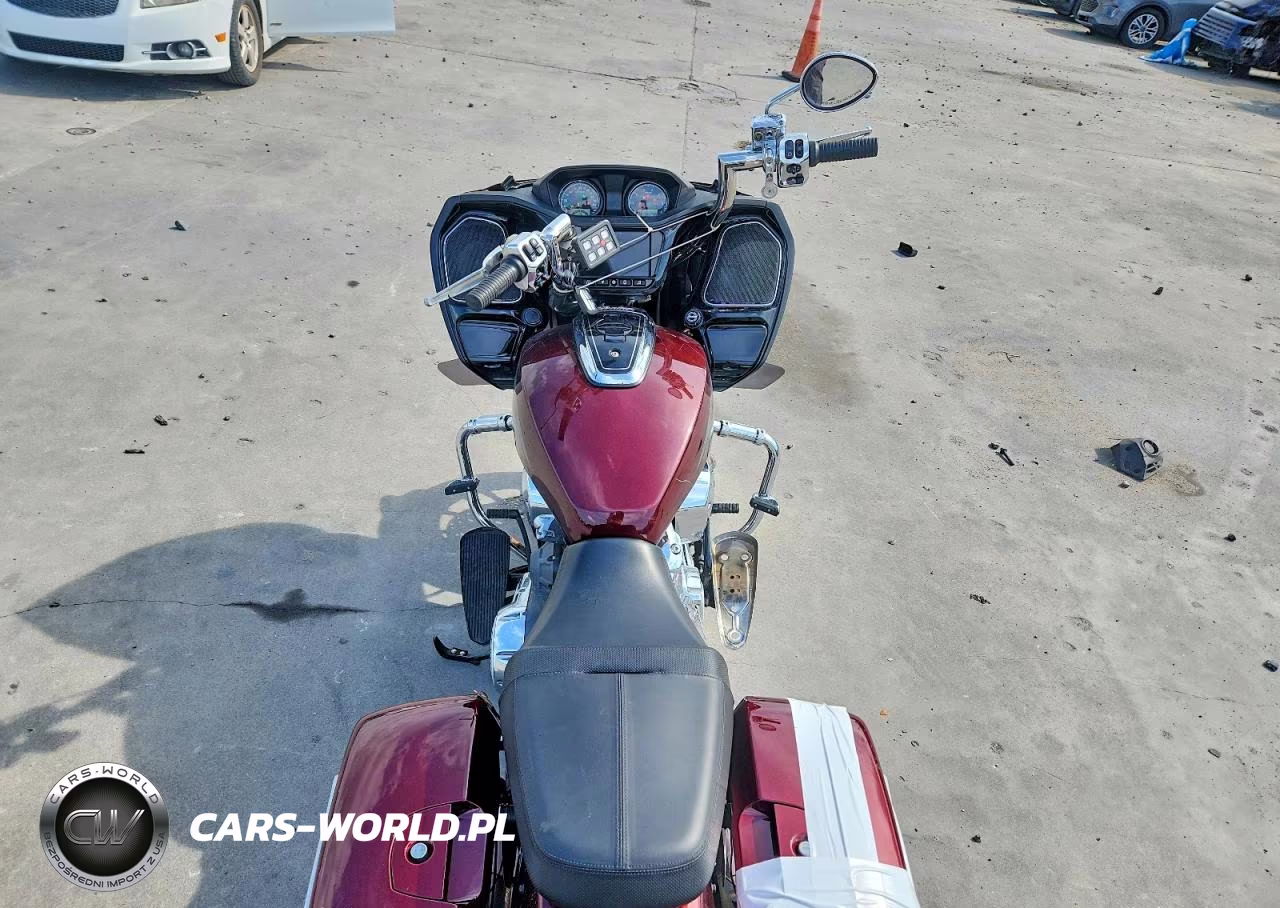 2023 Indian Motorcycle Co. Challenger Limited VIN:56KLCARR8P3423830 - 6