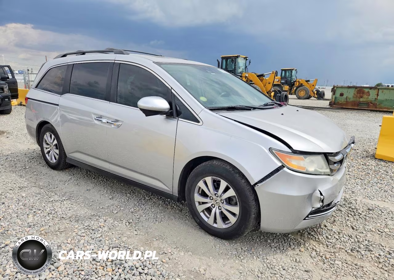 2015 Honda Odyssey Exl VIN:5FNRL5H60FB073612 - 4
