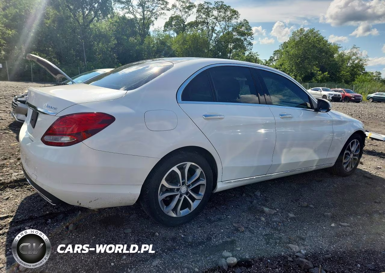 2017 Mercedes-Benz C 300 4Matic VIN:WDDWF4KB2HR285473 - 3