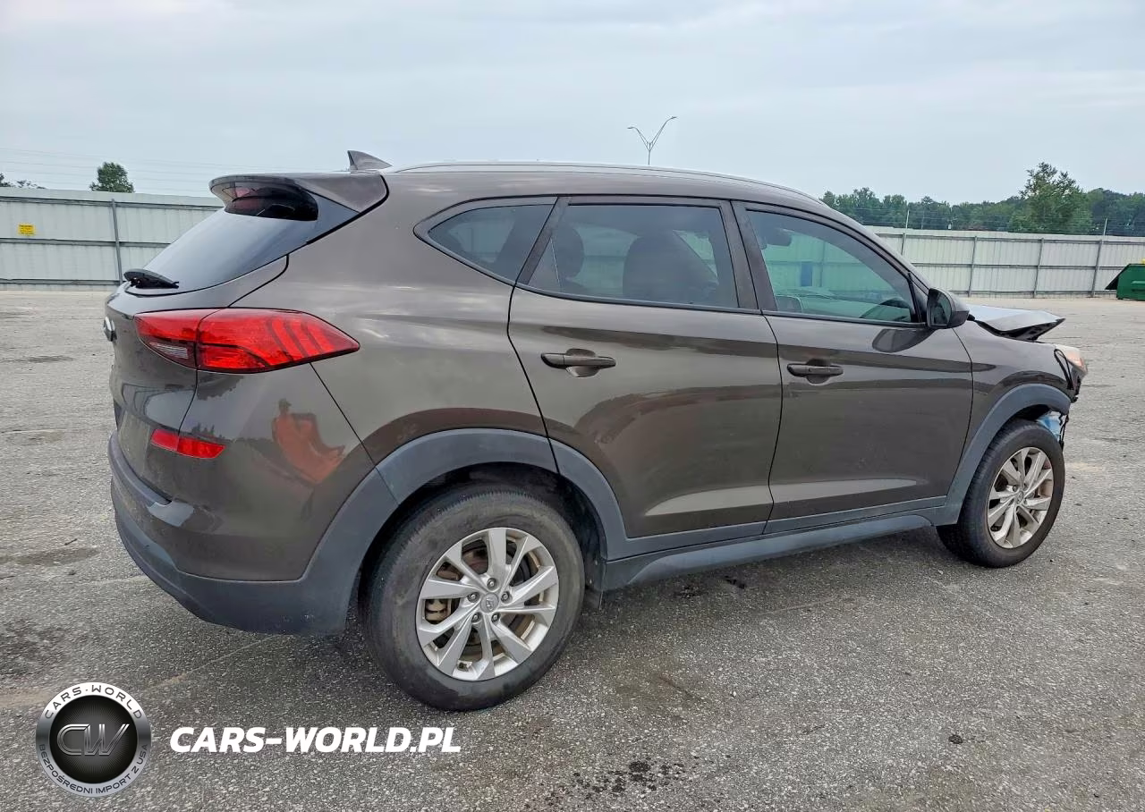 2019 Hyundai Tucson Value VIN:KM8J33A44KU030205 - 3