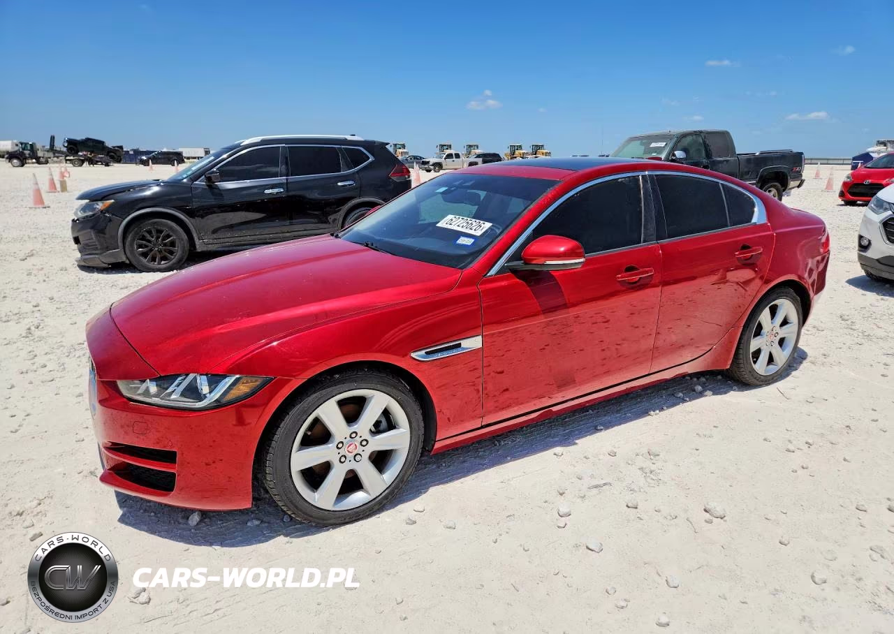2017 Jaguar Xe Premium