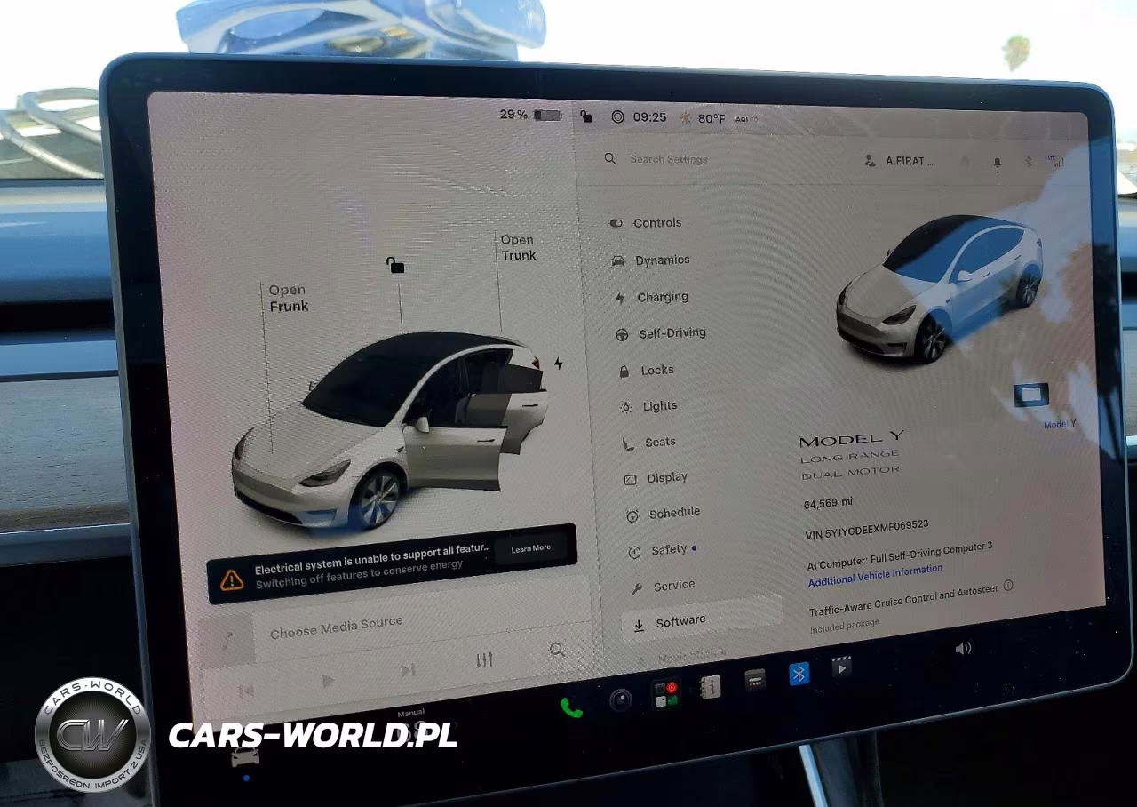 2021 Tesla Model Y VIN:5YJYGDEEXMF069523 - 9