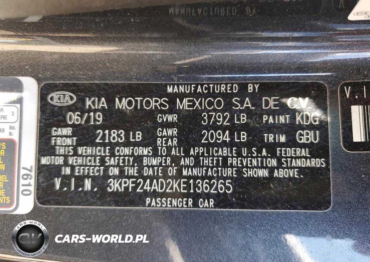2019 Kia Forte Lxs VIN:3KPF24AD2KE136265 - 13
