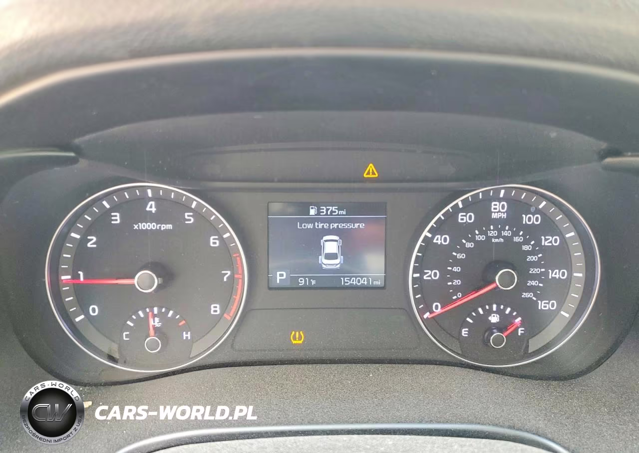 2019 Kia Forte Lxs VIN:3KPF24AD2KE136265 - 9
