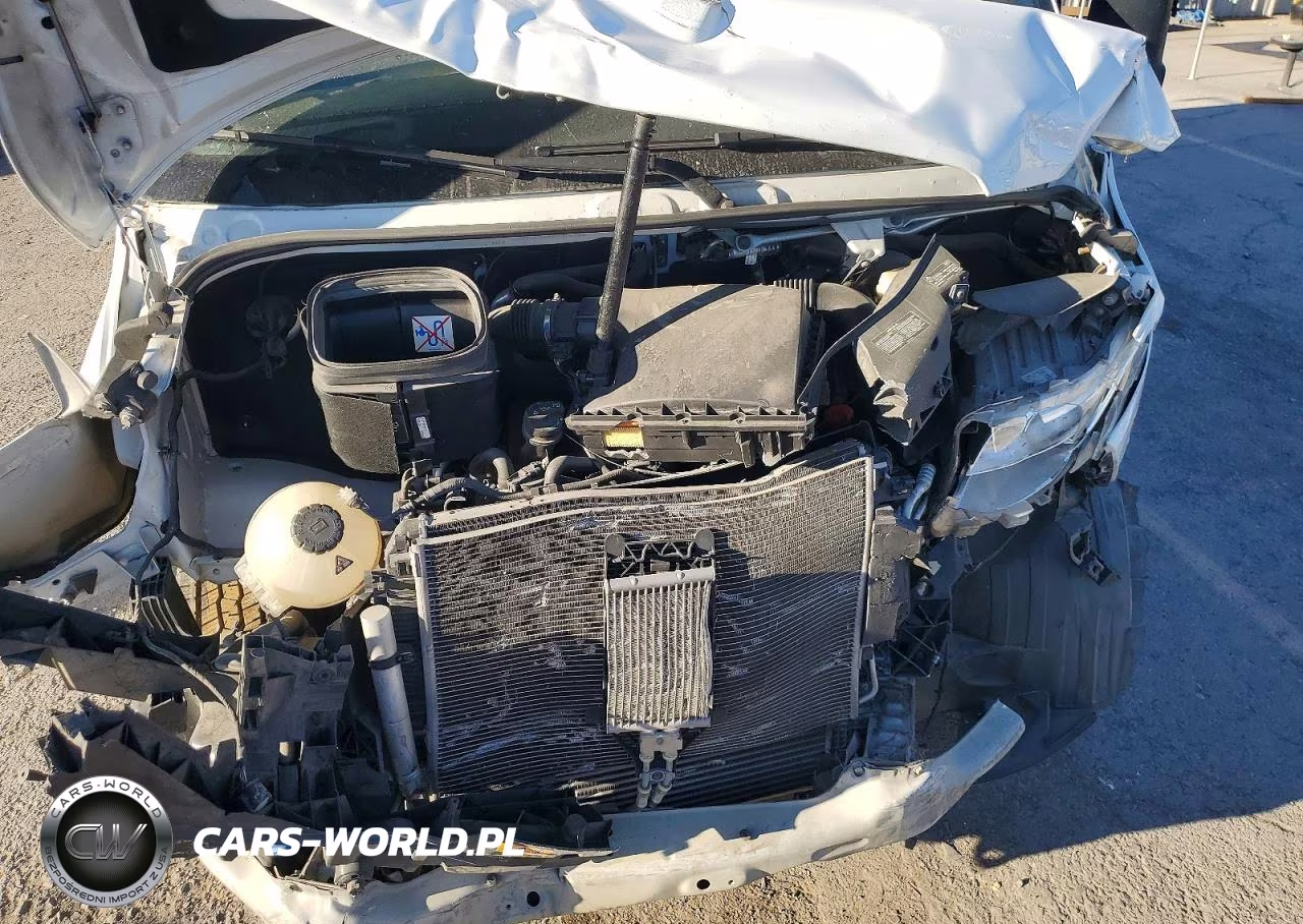 2019 Mercedes-Benz Sprinter 2500-3500 VIN:WD4PF0CD1KT007932 - 12