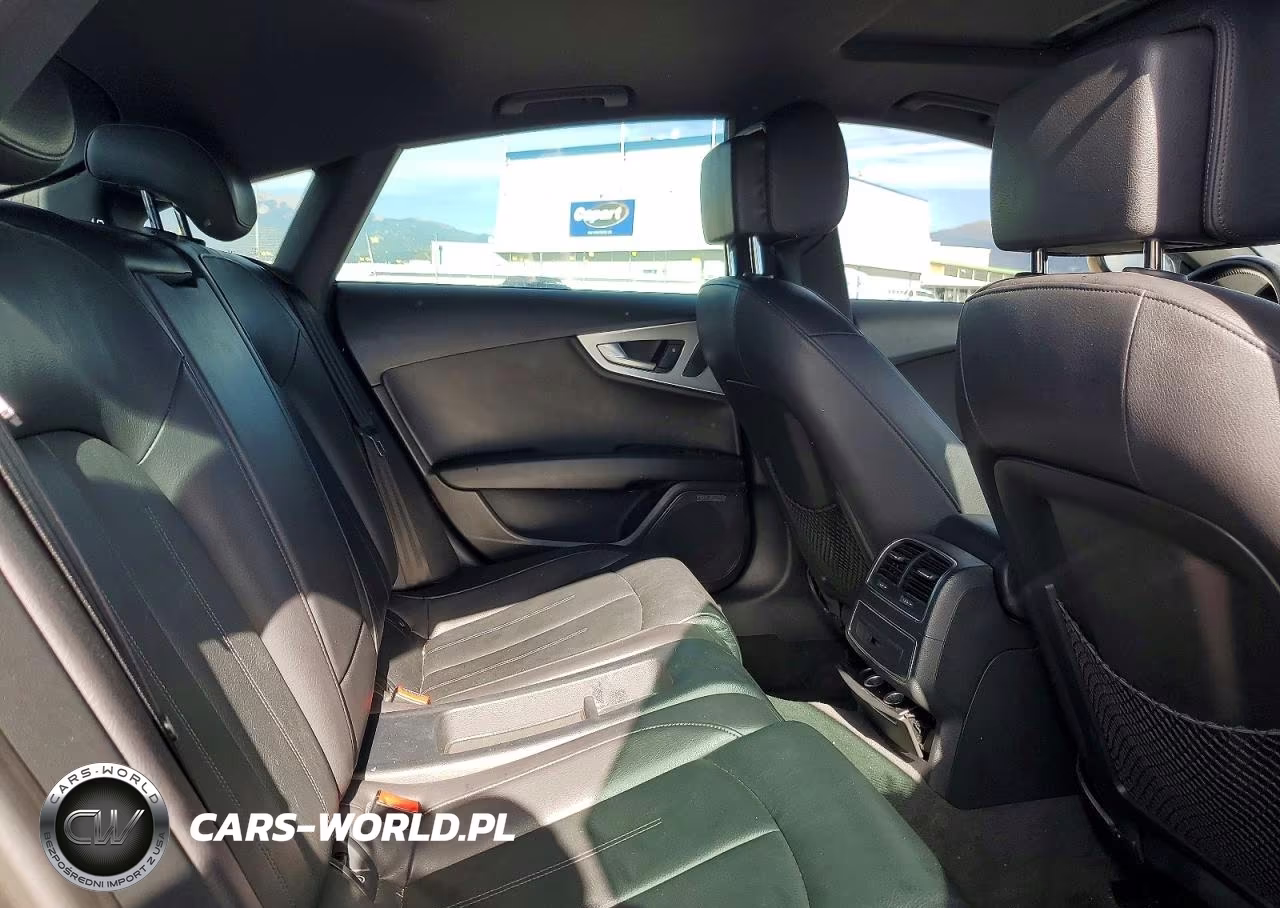 2012 Audi A7 Premium Plus VIN:WAUYGAFC2CN078855 - 10