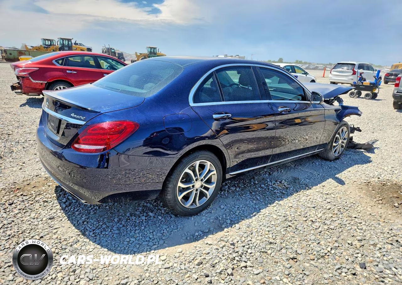 2016 Mercedes-Benz C 300 4Matic VIN:55SWF4KB1GU147873 - 3