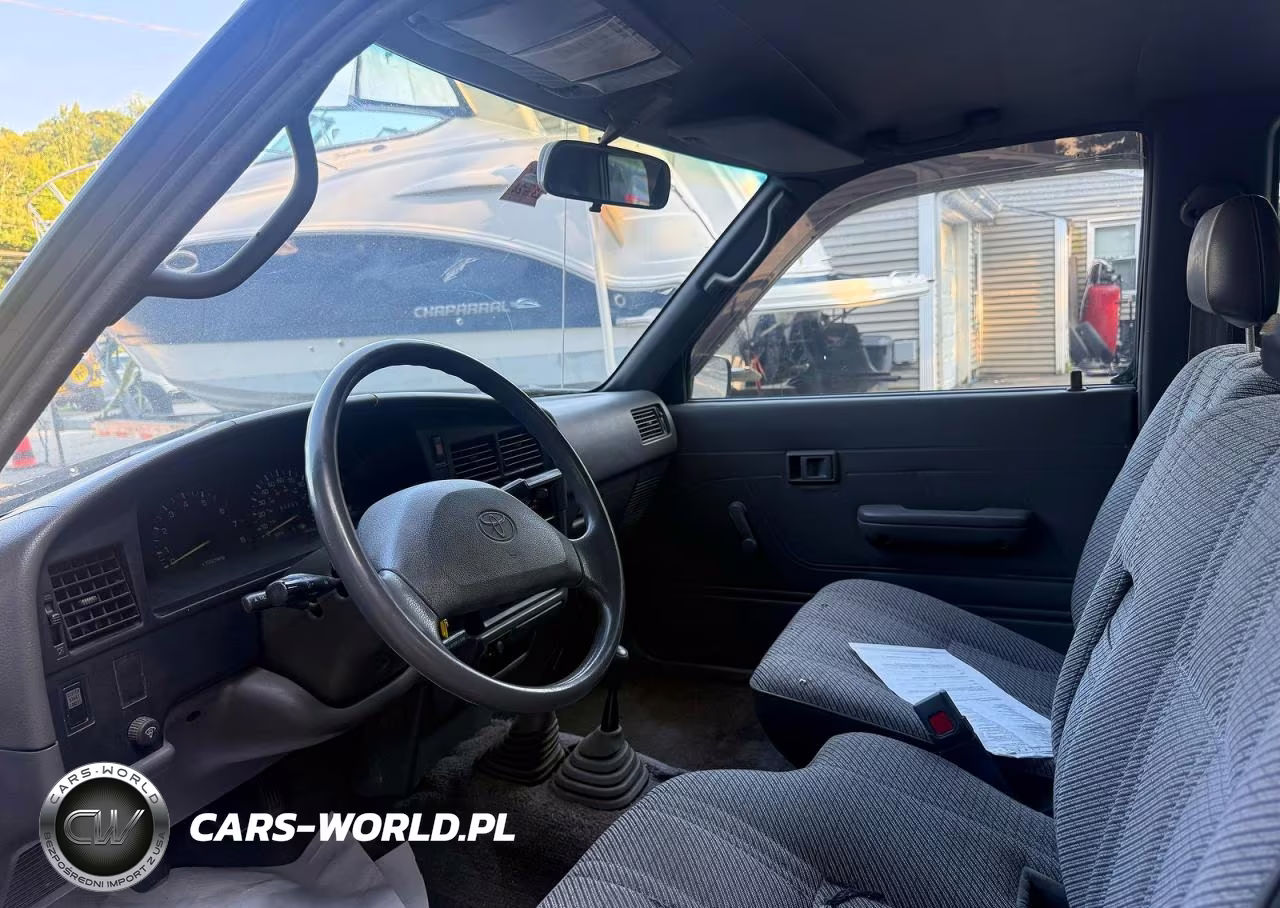 1993 Toyota Pickup Deluxe VIN:4TARN13P1PZ149493 - 6