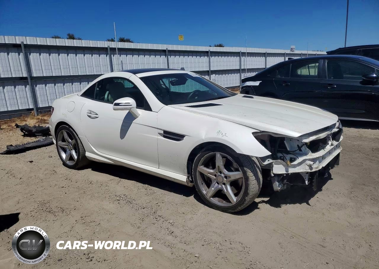 2015 Mercedes-Benz Slk 250 VIN:WDDPK4HAXFF102611 - 4