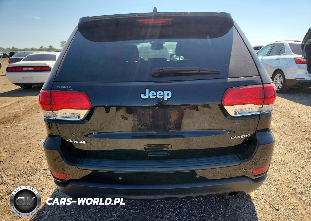 2017 Jeep Grand Cherokee Laredo VIN:1C4RJFAG8HC963547 - 6