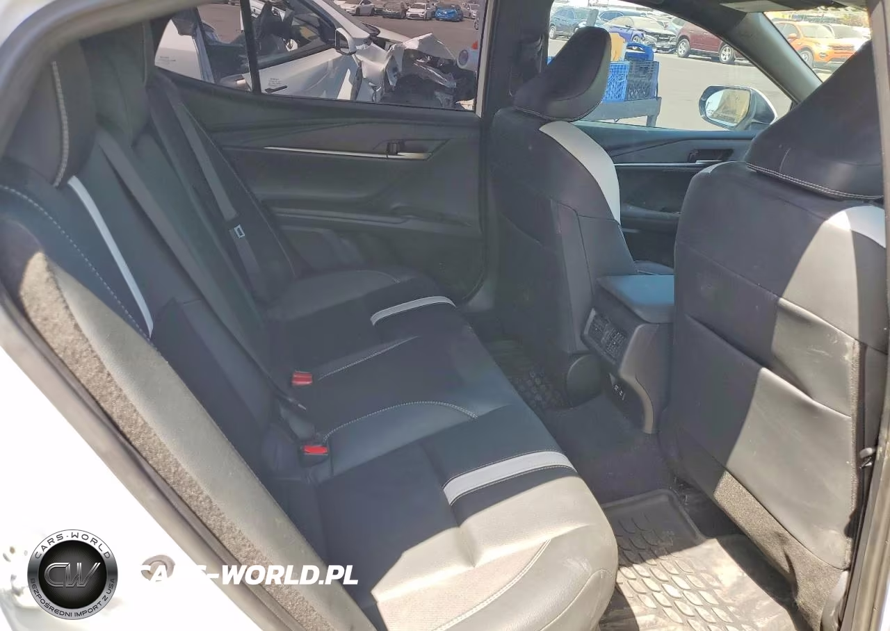 2025 Toyota Camry Se VIN:4T1DAACK0SU150084 - 10