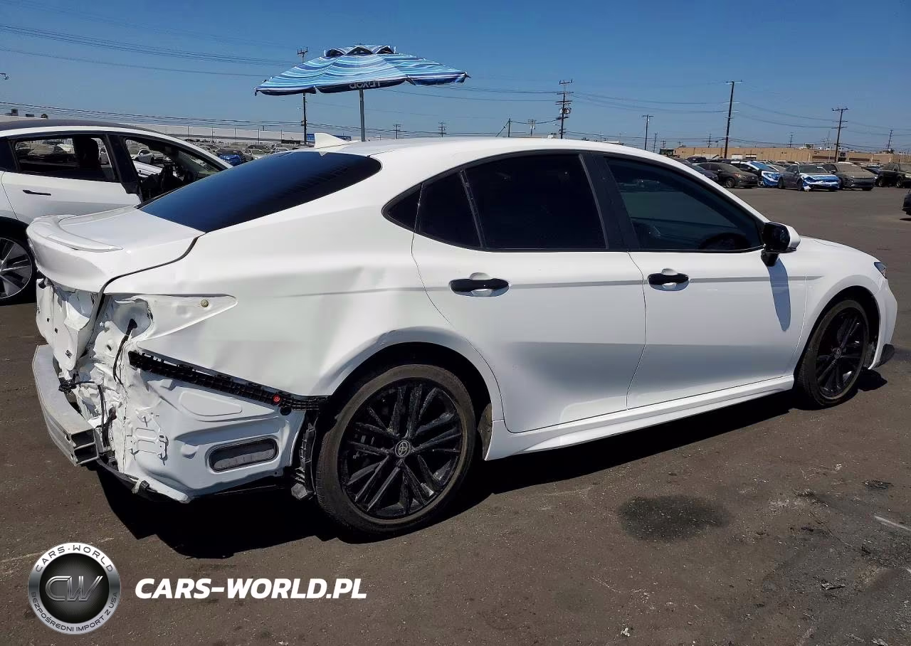 2025 Toyota Camry Se VIN:4T1DAACK0SU150084 - 3