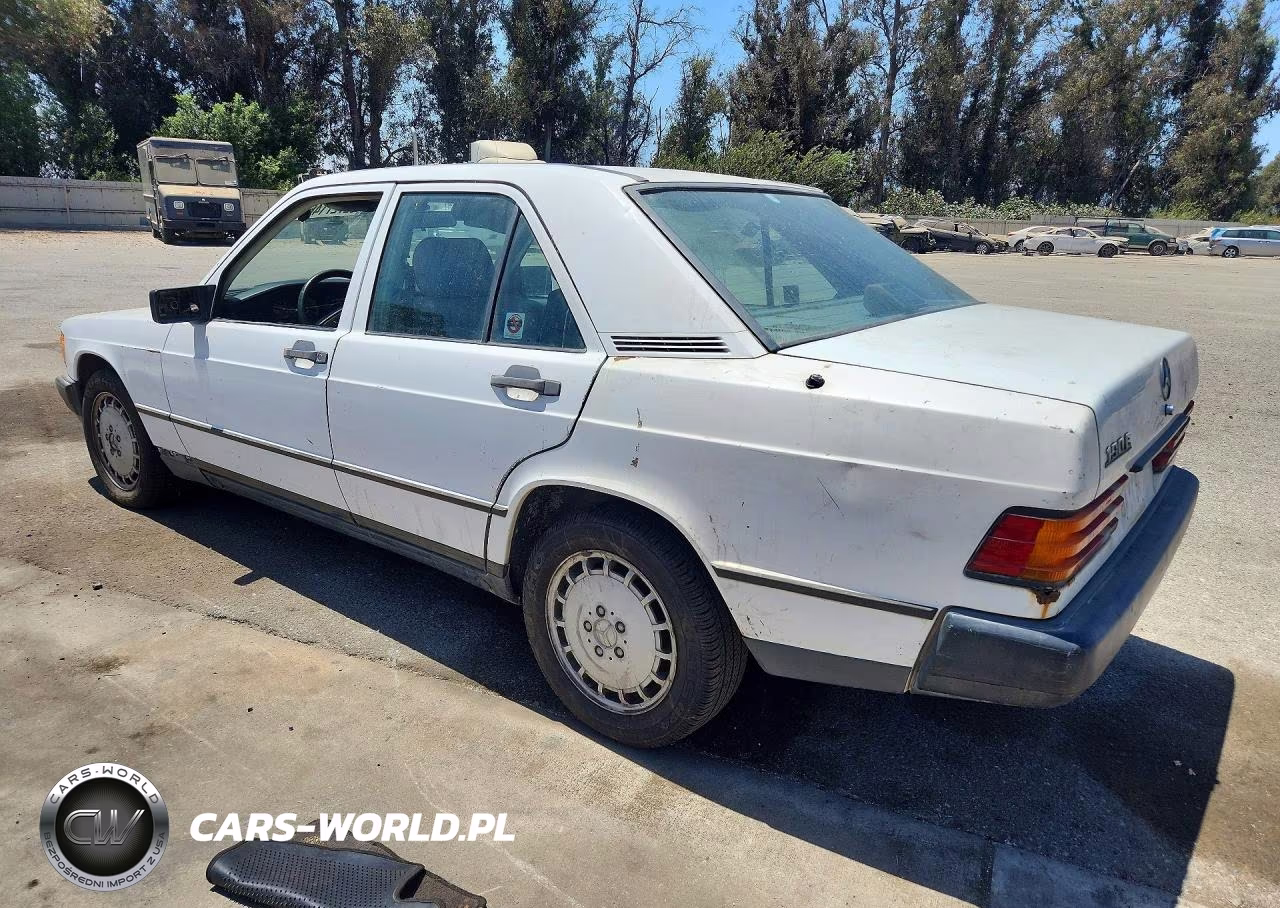 1988 Mercedes-Benz 190 E 2.3 VIN:WDBDA28D4JF416521 - 2