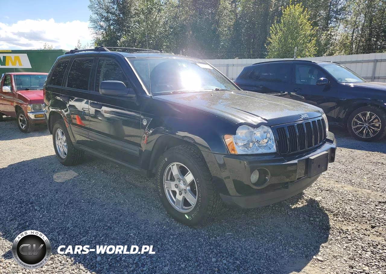 2005 Jeep Grand Cherokee Laredo VIN:1J4HR48NX5C530413 - 4