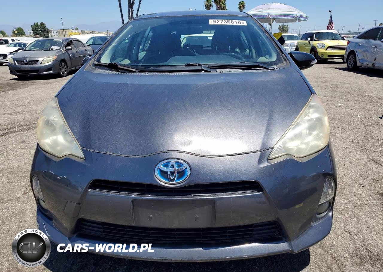 2012 Toyota Prius C Four VIN:JTDKDTB39C1023006 - 5
