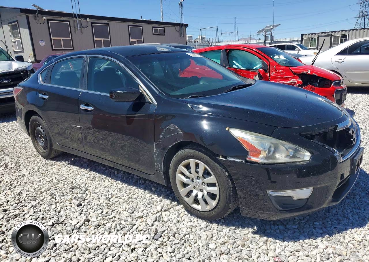 2015 Nissan Altima 2.5 S VIN:1N4AL3AP2FC254458 - 4