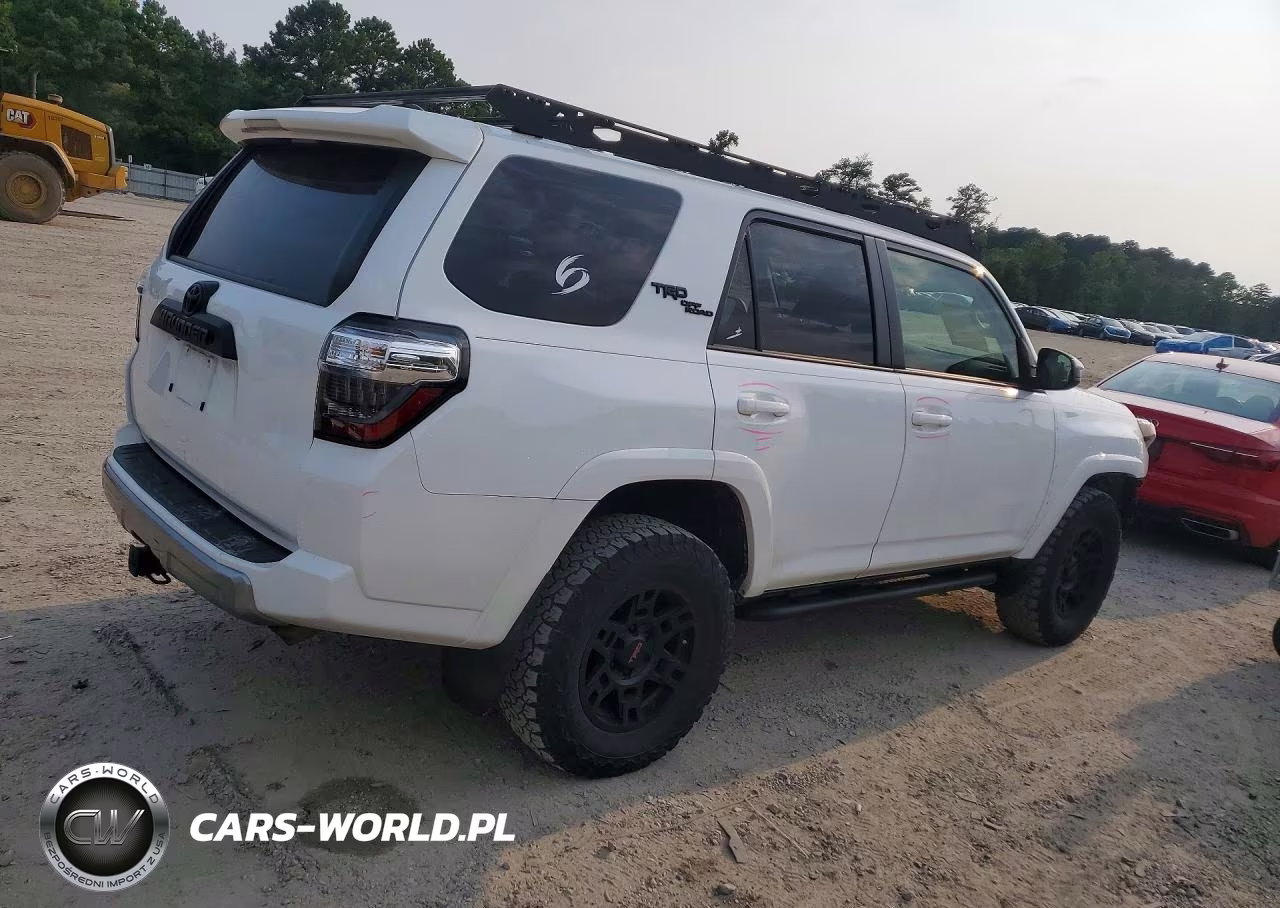 2020 Toyota 4Runner Trd Off-Road VIN:JTEBU5JR0L5797330 - 3