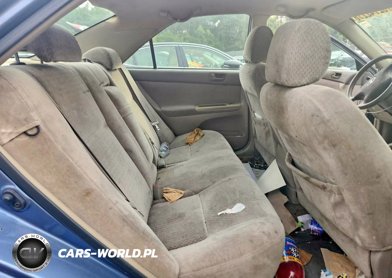 2004 Toyota Camry Le VIN:4T1BE32K74U917120 - 10