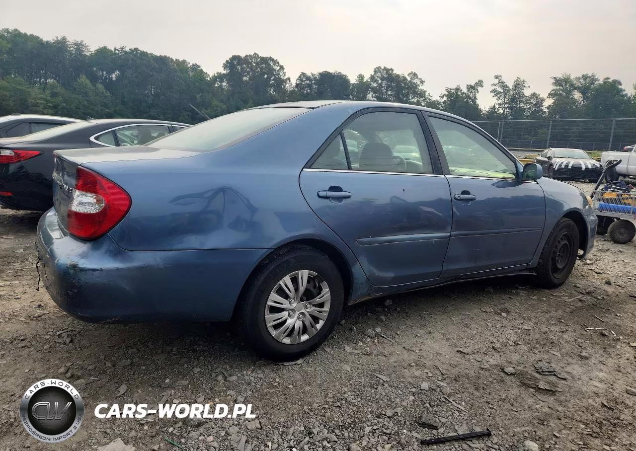 2004 Toyota Camry Le VIN:4T1BE32K74U917120 - 3