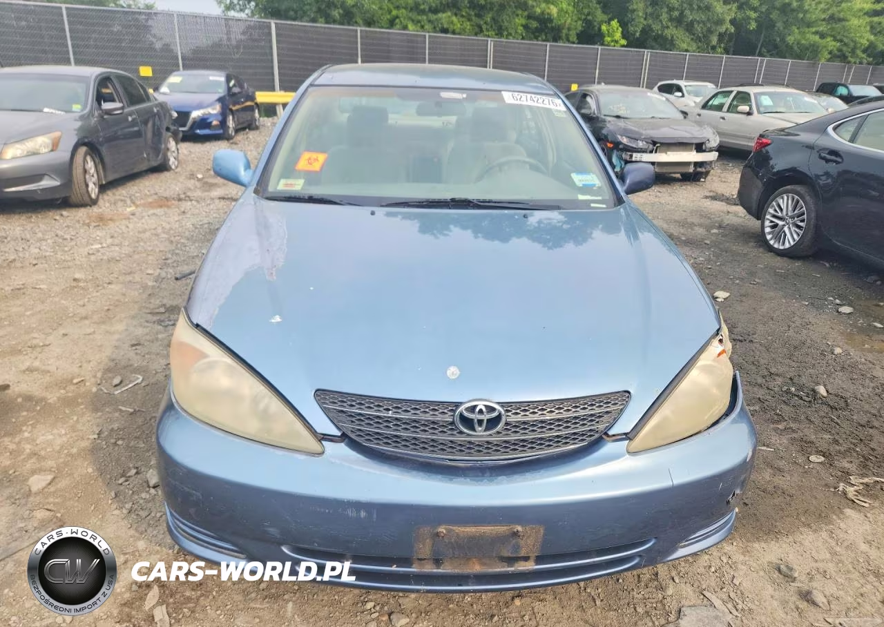2004 Toyota Camry Le VIN:4T1BE32K74U917120 - 5