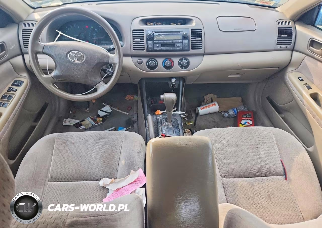 2004 Toyota Camry Le VIN:4T1BE32K74U917120 - 8