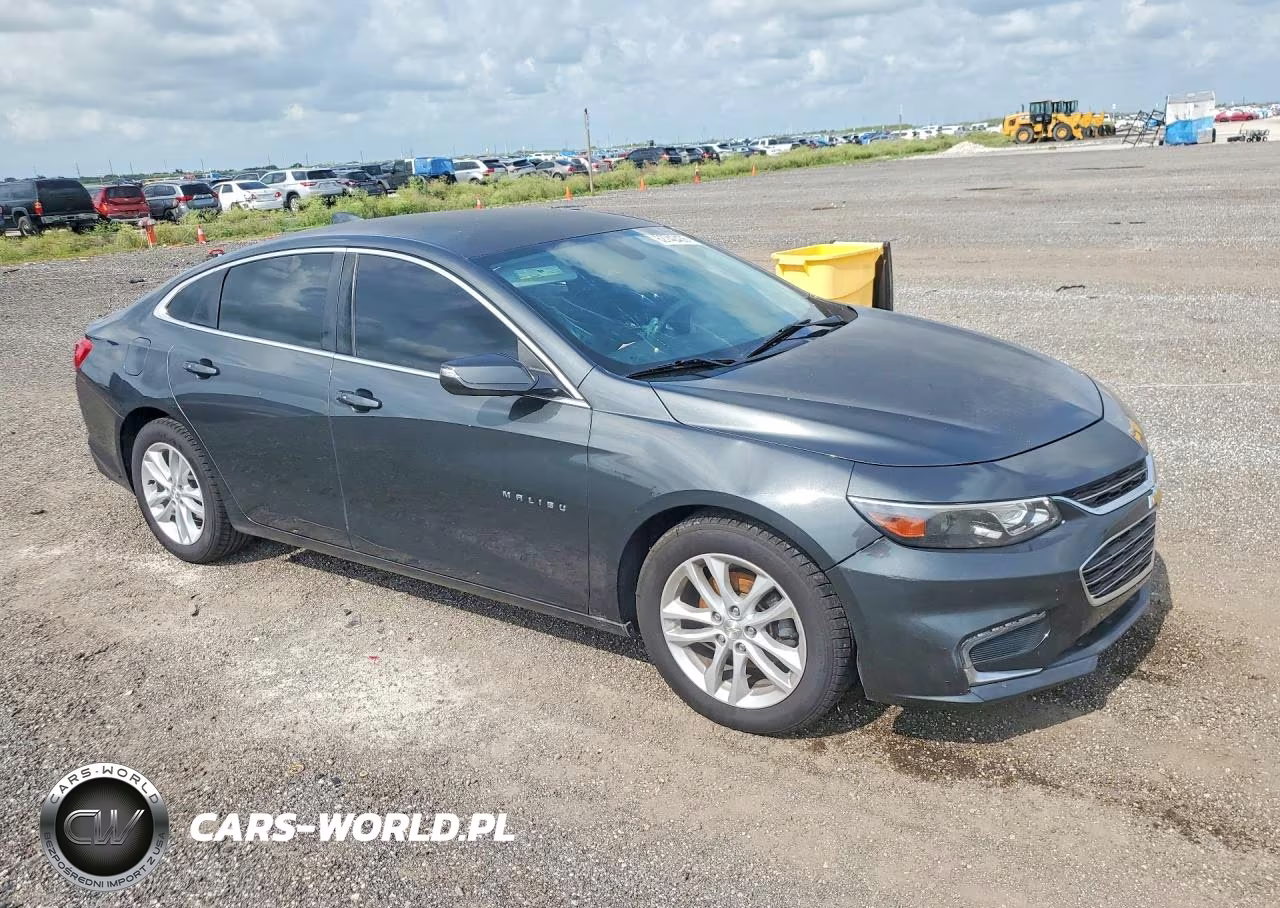 2017 Chevrolet Malibu Lt VIN:1G1ZE5ST7HF119517 - 4