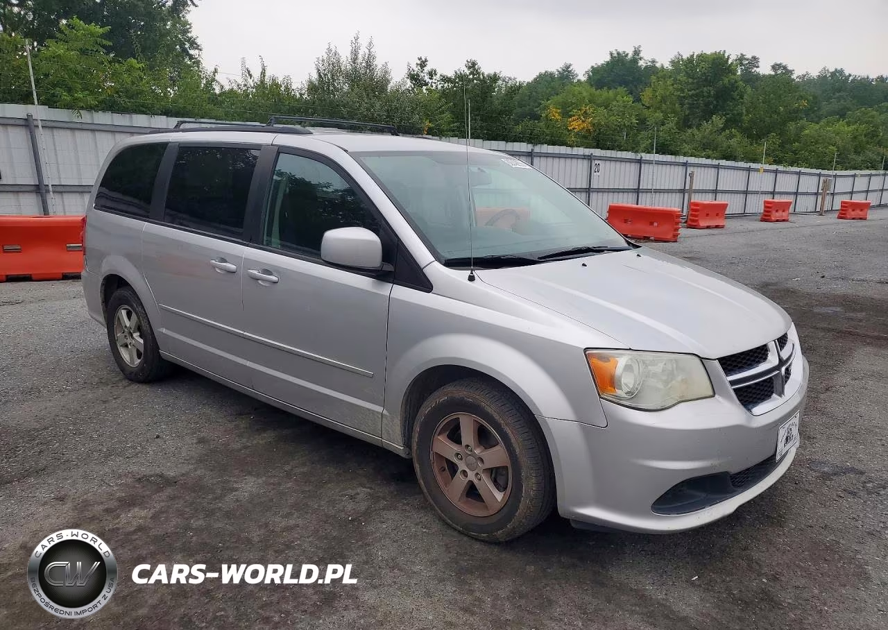 2012 Dodge Grand Caravan Sxt VIN:2C4RDGCG7CR149724 - 4