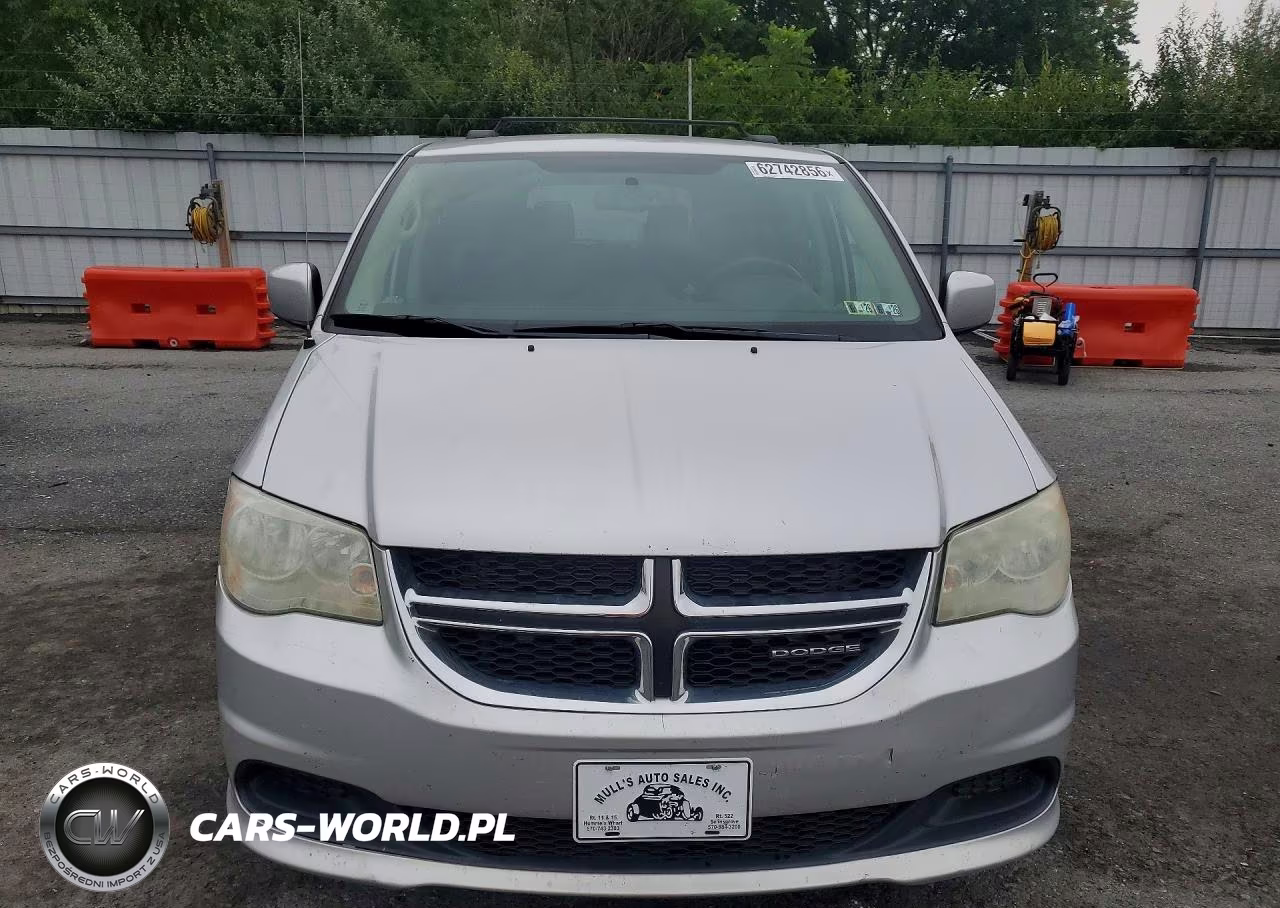 2012 Dodge Grand Caravan Sxt VIN:2C4RDGCG7CR149724 - 5