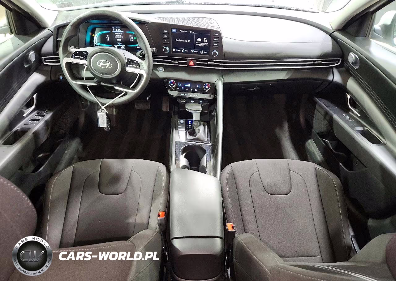 2026 Hyundai Elantra Hybrid Blue VIN:KMHLM4DJ5TU206080 - 8
