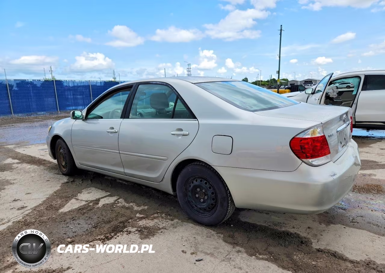 2006 Toyota Camry Le VIN:4T1BE32K76U678624 - 2
