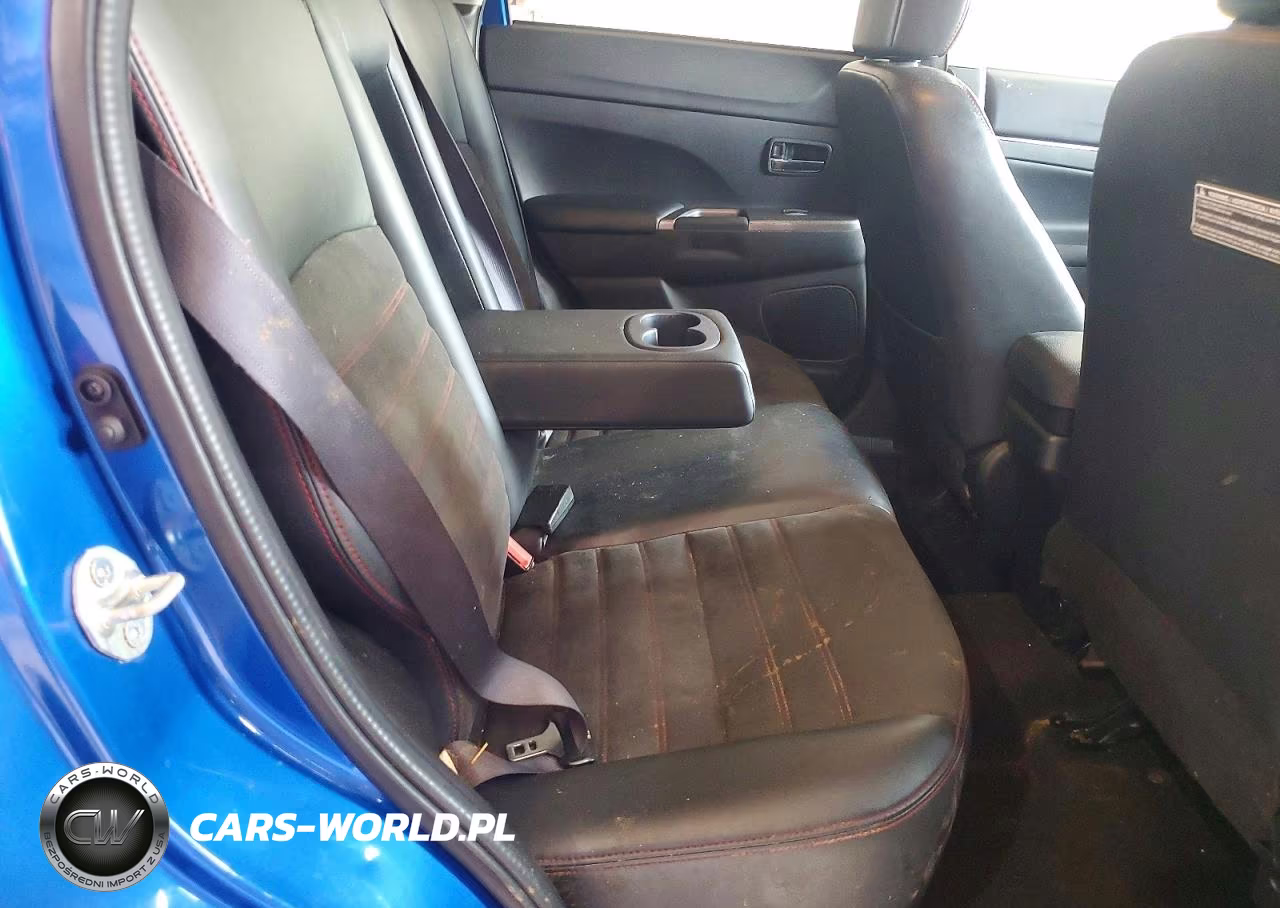 2018 Mitsubishi Outlander Sport Es VIN:JA4AR3AW2JU000844 - 10
