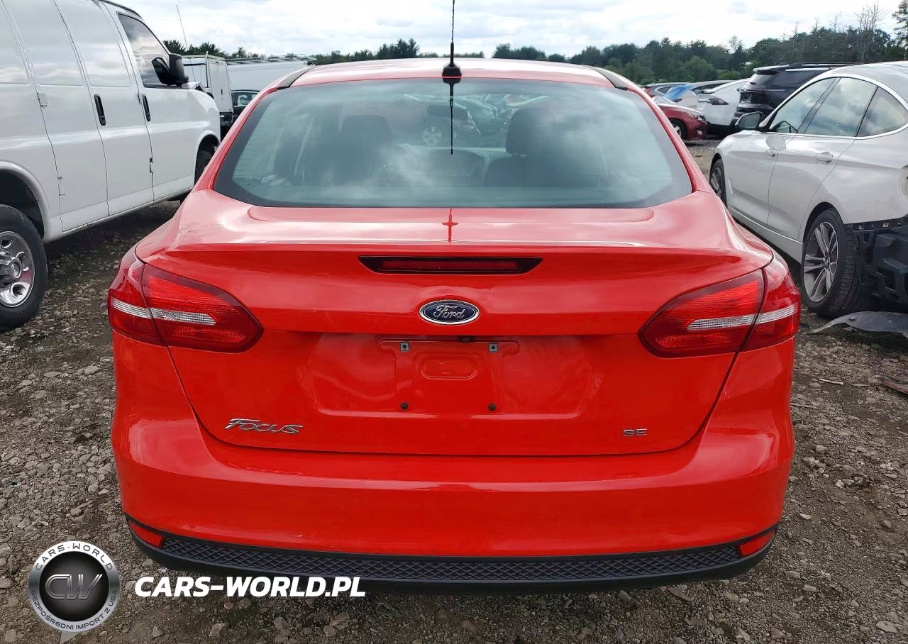 2016 Ford Focus Se VIN:1FADP3F24GL280186 - 6