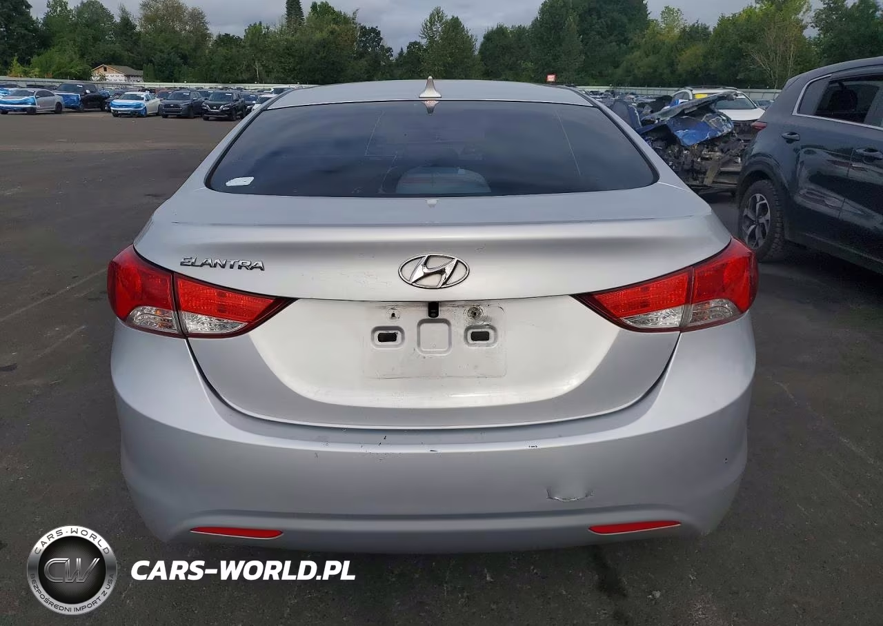 2013 Hyundai Elantra Gls VIN:KMHDH4AE8DU815553 - 6