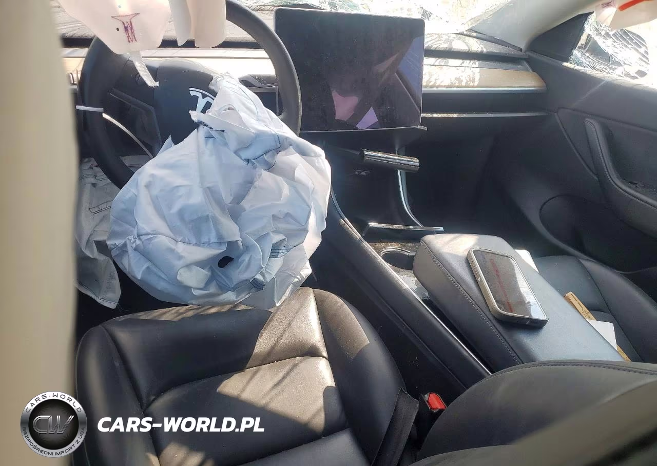 2021 Tesla Model Y VIN:5YJYGDEE3MF086020 - 8