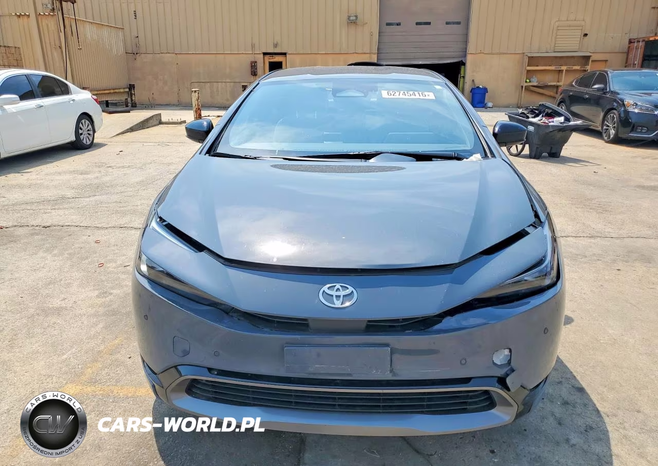 2025 Toyota Prius Xle VIN:JTDACAAU9S3061156 - 5