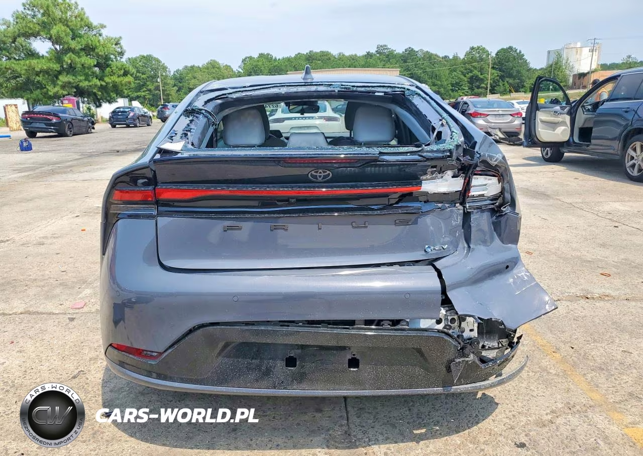 2025 Toyota Prius Xle VIN:JTDACAAU9S3061156 - 6
