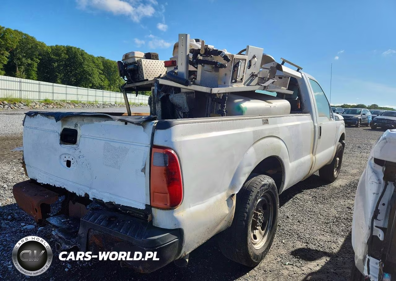 2015 Ford F350 Super Duty VIN:1FTBF3A67FEC59270 - 3