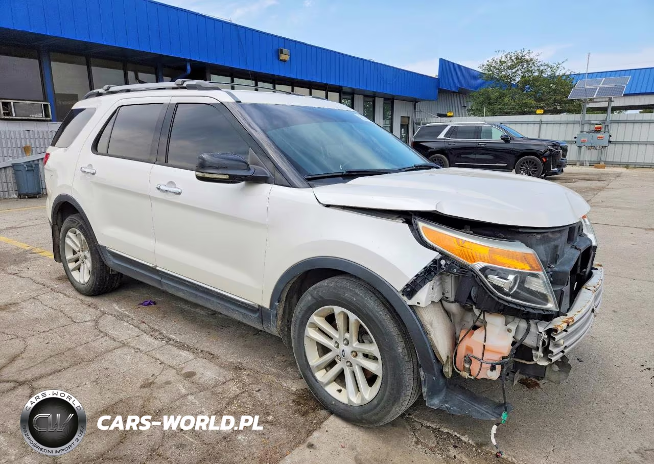 2013 Ford Explorer Xlt VIN:1FM5K8D84DGA79146 - 4