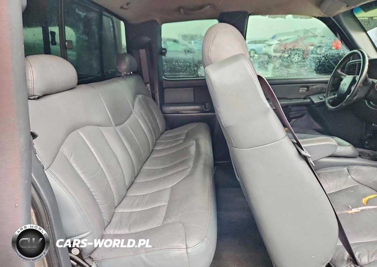 1999 Chevrolet Silverado C1500 VIN:1GCEC19T3XE247770 - 10