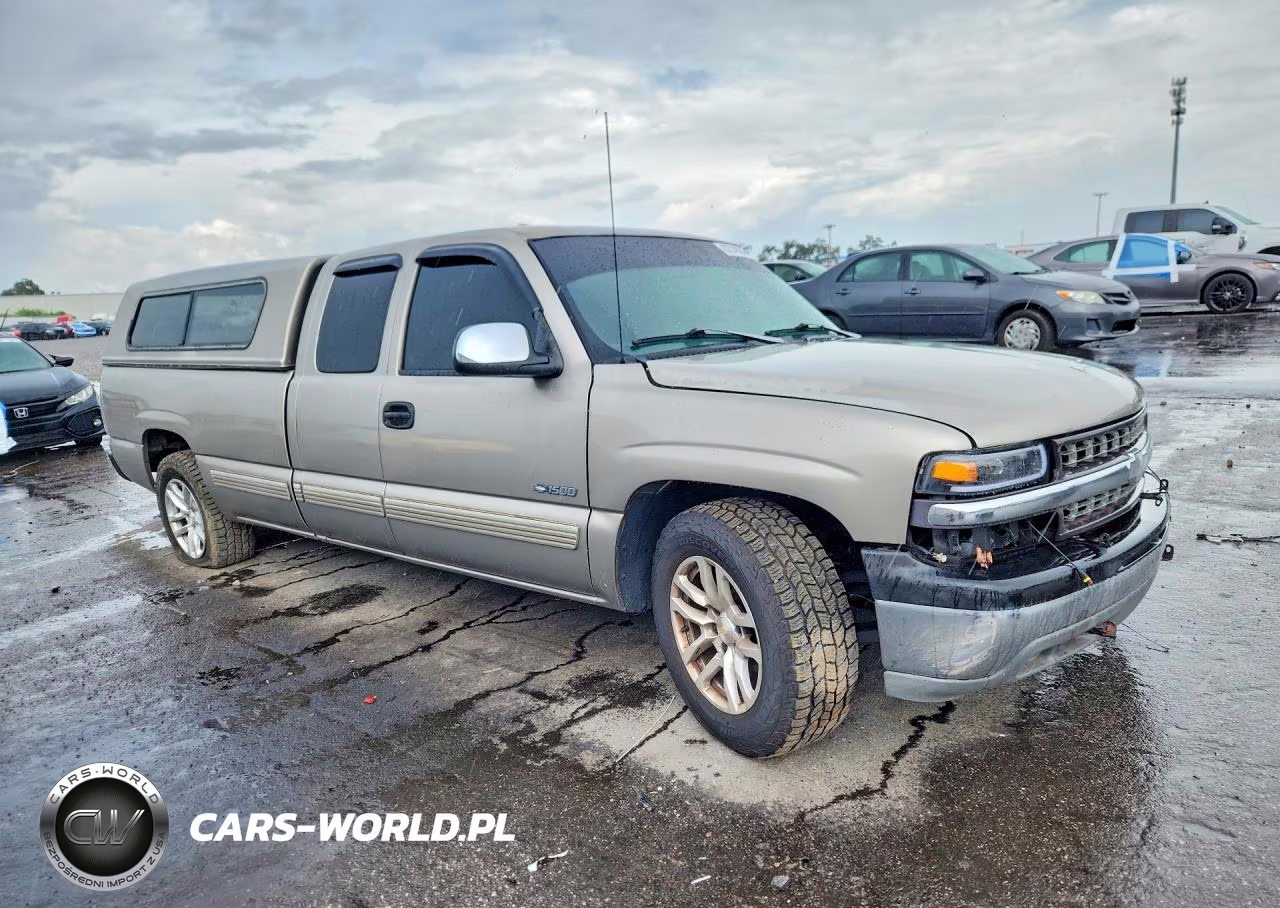 1999 Chevrolet Silverado C1500 VIN:1GCEC19T3XE247770 - 4