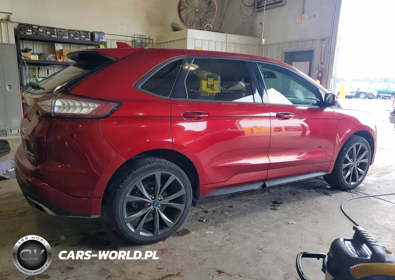 2018 Ford Edge Sport VIN:2FMPK4AP0JBC62737 - 3