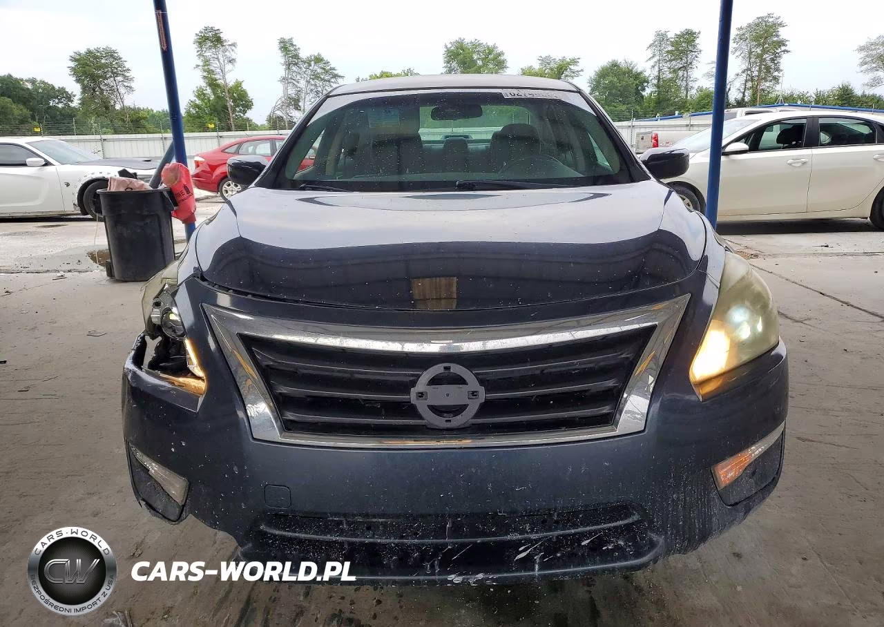 2014 Nissan Altima 2.5 S VIN:1N4AL3AP2EN389488 - 5