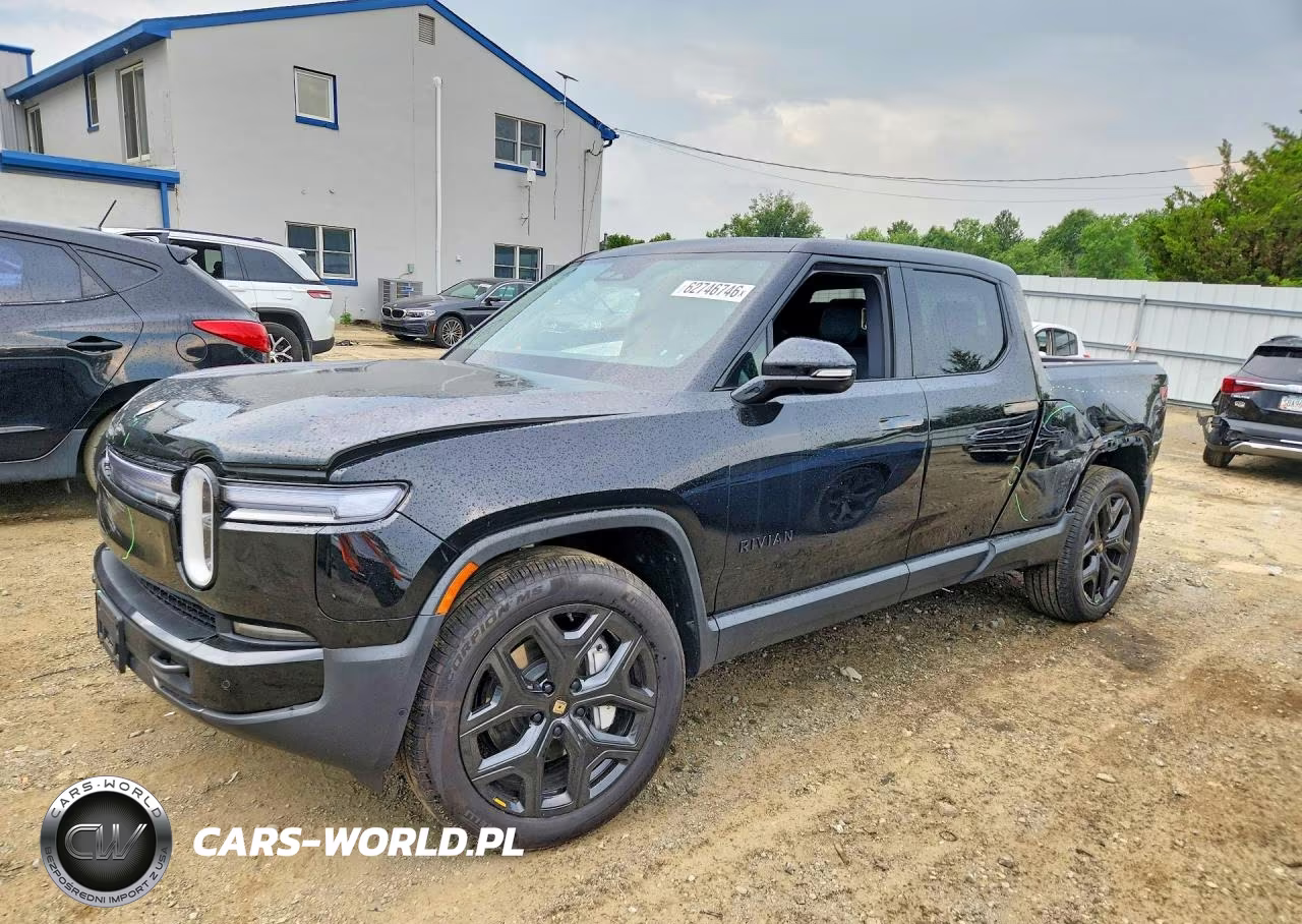 2025 Rivian R1T Adventure