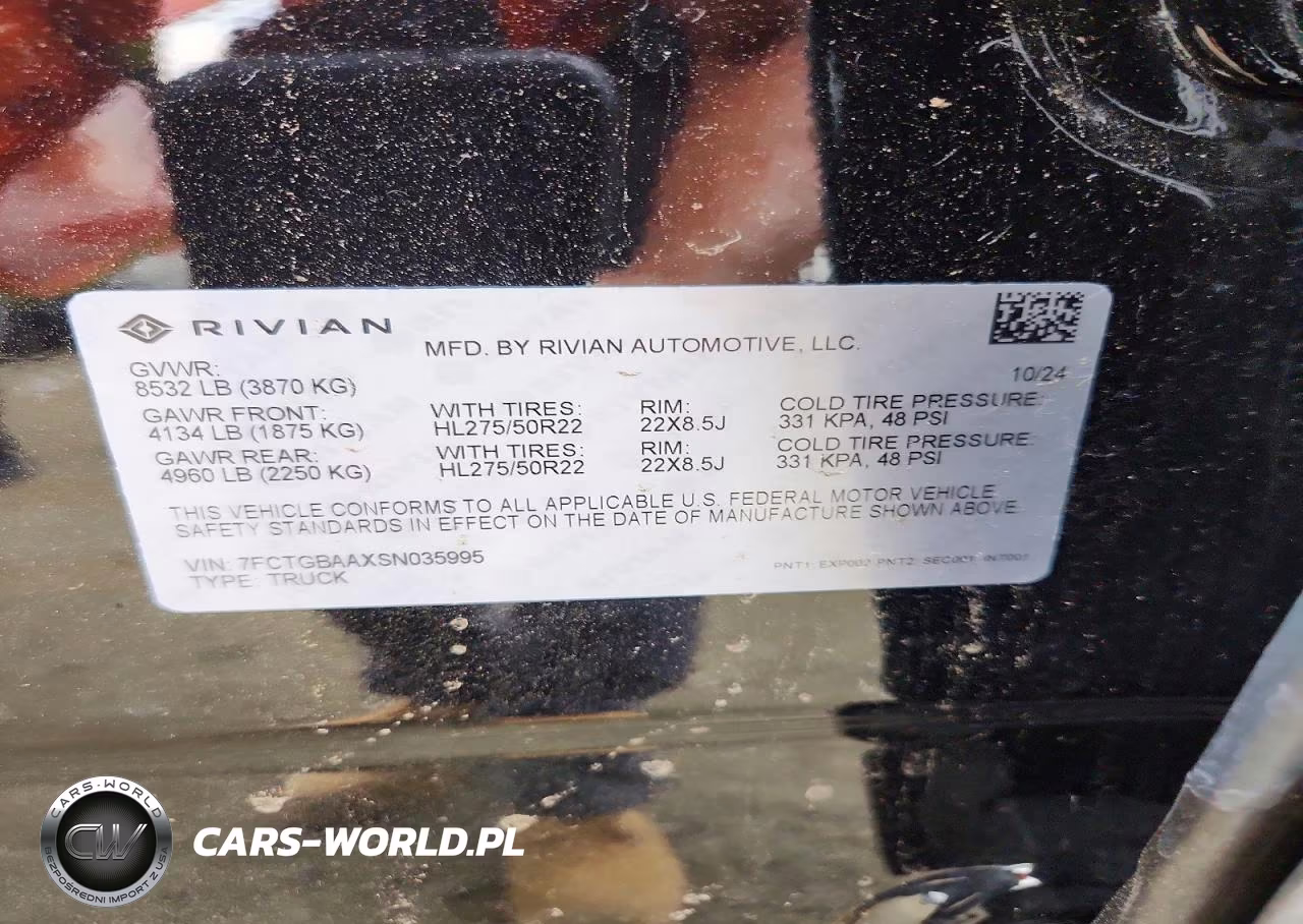 2025 Rivian R1T Adventure VIN:7FCTGBAAXSN035995 - 14