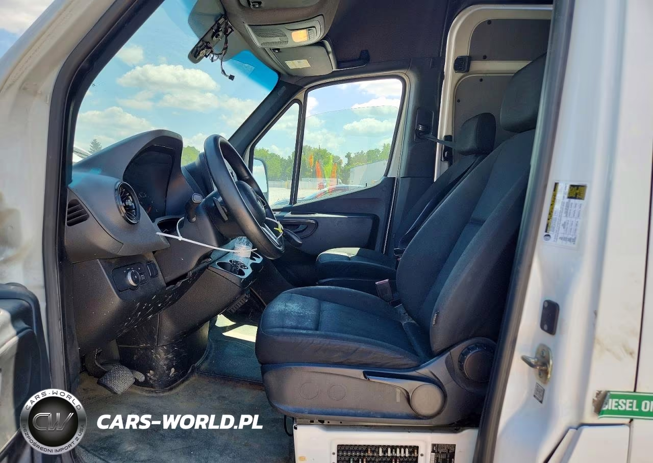 2021 Mercedes-Benz Sprinter 2500 Delivery Van VIN:W1Y4ECHY8MT066066 - 7