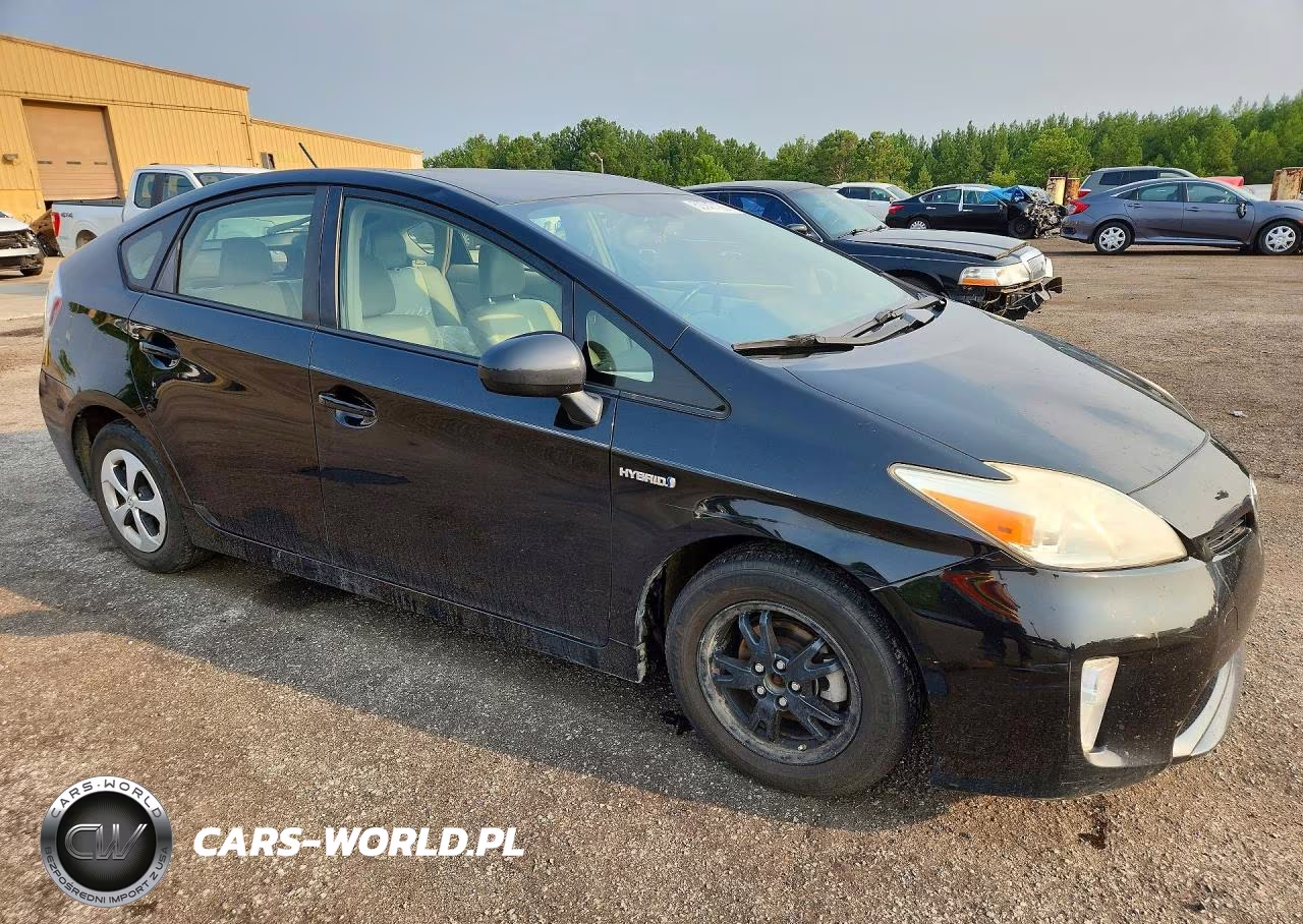 2014 Toyota Prius Four VIN:JTDKN3DU7E0361323 - 4