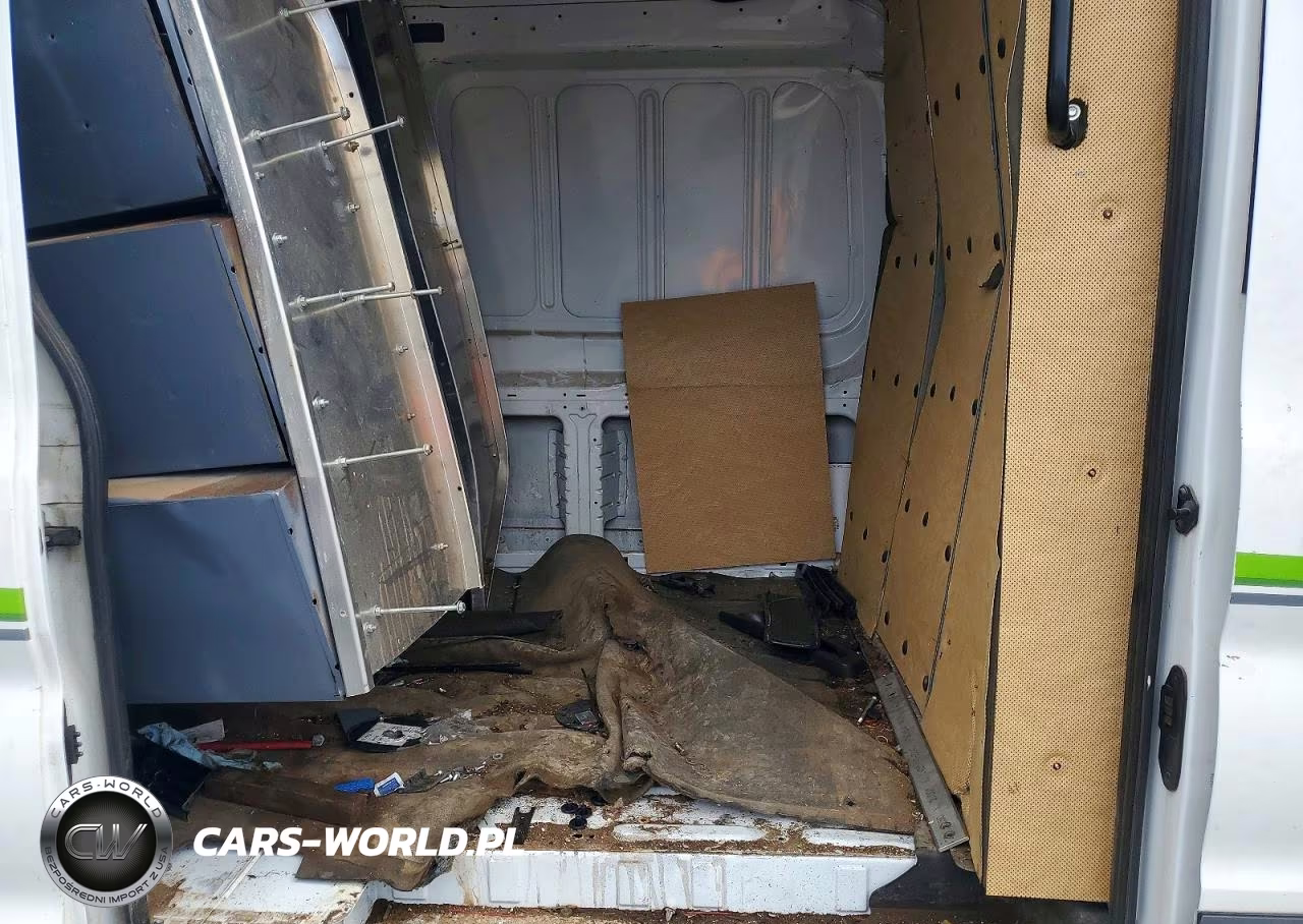 2018 Ford Transit T-350 VIN:1FTBW2CG2JKA79740 - 11