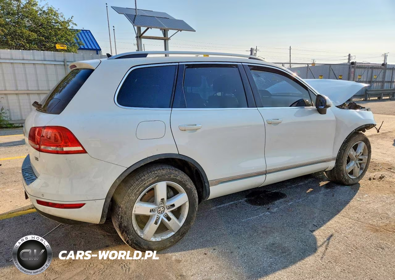 2012 Volkswagen Touareg V6 VIN:WVGFF9BP8CD005379 - 3